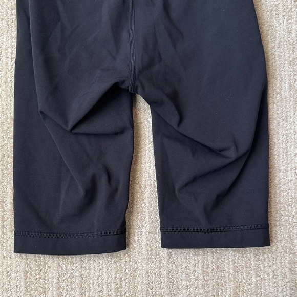 Lululemon Align High-Rise Black Yoga Short 8" Woman's Size 0 - Picture 7 of 10